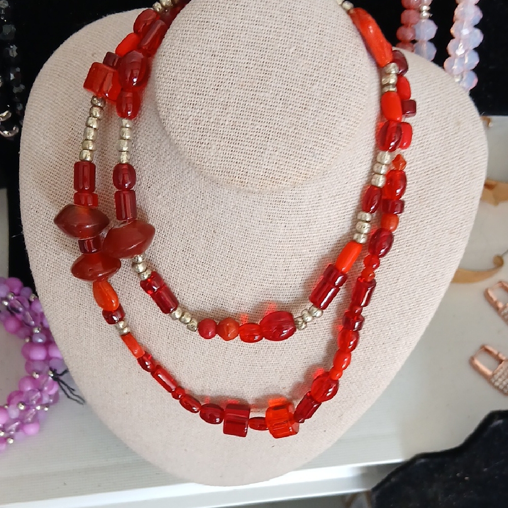 Elegant Red Beaded Necklace
